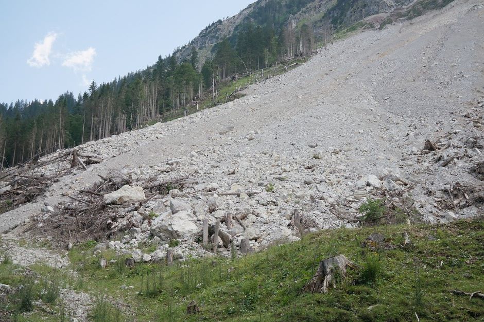 Slope simulator to further understanding of earthwork failures - Vimarsana News