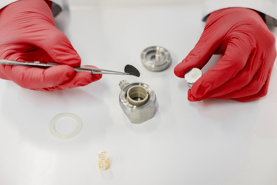Theion unveils Crystal Battery innovation - Vimarsana News